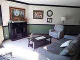 1815 Gardiner Ln - Photo 8