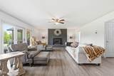 1701 Acorn Ln - Photo 10