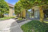 1602 Gardiner Ln - Photo 2