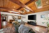 5213 Manor Dr - Photo 7