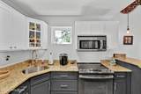 1505 Rosewood Ave - Photo 10