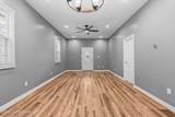 2303 Greenwood Ave - Photo 3