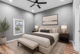 2303 Greenwood Ave - Photo 4