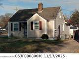 1529 Wurtele Ave - Photo 1