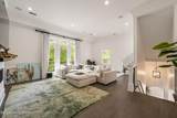 2852 Frankfort Ave - Photo 7