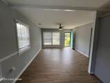 2307 Medford Ln - Photo 3