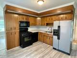 9207 Fenmore Ave - Photo 16