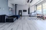 815 Market St - Photo 10