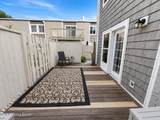 1935 Gardiner Ln - Photo 14