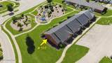 117 Woodlake Ct - Photo 2