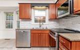 10701 Linn Station Rd - Photo 36