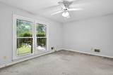 6813 Stone Hill Rd - Photo 15