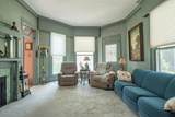 205 Chestnut St - Photo 39