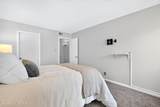 1935 Gardiner Ln - Photo 21
