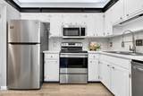 1935 Gardiner Ln - Photo 9