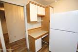 1602 Gardiner Ln - Photo 18