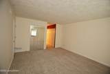 1602 Gardiner Ln - Photo 21
