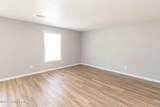 315 Berkley Ct - Photo 4