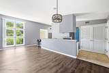 2745 Grinstead Dr - Photo 12