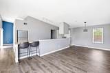 2745 Grinstead Dr - Photo 14