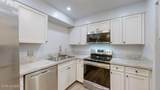 1815 Gardiner Ln - Photo 3