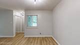1815 Gardiner Ln - Photo 9