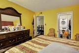 1935 Gardiner Ln - Photo 14