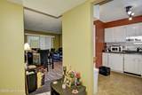 1935 Gardiner Ln - Photo 4