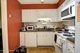 1935 Gardiner Ln - Photo 9
