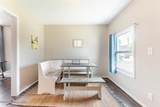 1046 Charles St - Photo 11