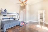 1046 Charles St - Photo 19