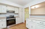 402 Highwood Dr - Photo 17