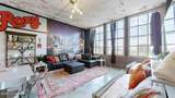 815 Market St - Photo 11