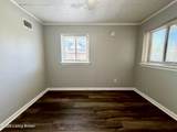 206 Oak St - Photo 4
