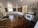 743 42nd St - Photo 10