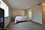 4825 Sherburn Ln - Photo 15