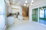 533 Village Lake Dr - Photo 19