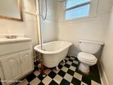 1030 Everett Ave - Photo 7