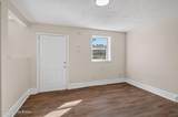 1038 Sylvia St - Photo 3