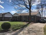 1302 Pollitt Ct - Photo 4