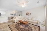 10401 Trotters Pointe Dr - Photo 6