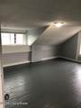 947 Brook St - Photo 5