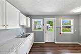 350 Eastview Cir - Photo 14