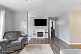 453 Erie Ct - Photo 12
