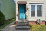 1521 Morton Ave - Photo 3