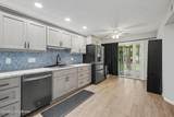 10400 Pinoak View Dr - Photo 8