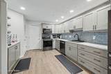 10400 Pinoak View Dr - Photo 9
