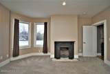 2920 Frankfort Ave - Photo 5