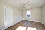 2731 Fleming Ave - Photo 2