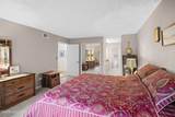 1602 Gardiner Ln - Photo 18